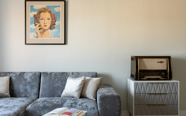 Апартаменты с Балконом и Видом на Никольский Собор