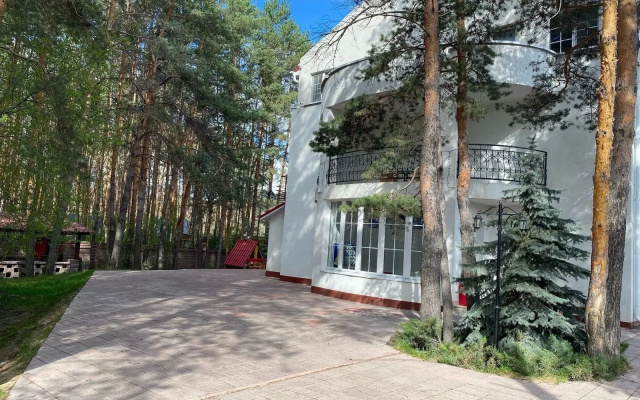 Гостевой Дом Усадьба Еловое
