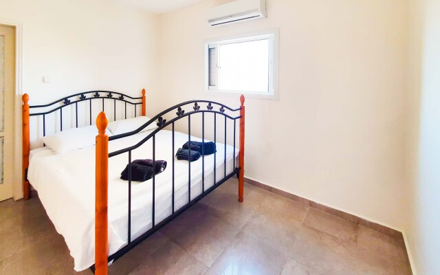 Charming 3 Bdr Sea View Bat Yam #B5 Apartments