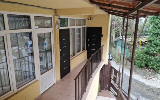 Zarechniy Guest House