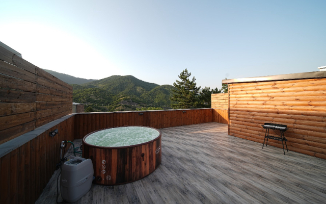 Отель Taniqinn Dilijan Cottages