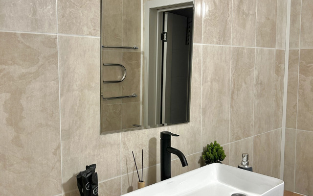 Апартаменты Уютная евродвушка возле трассы М4