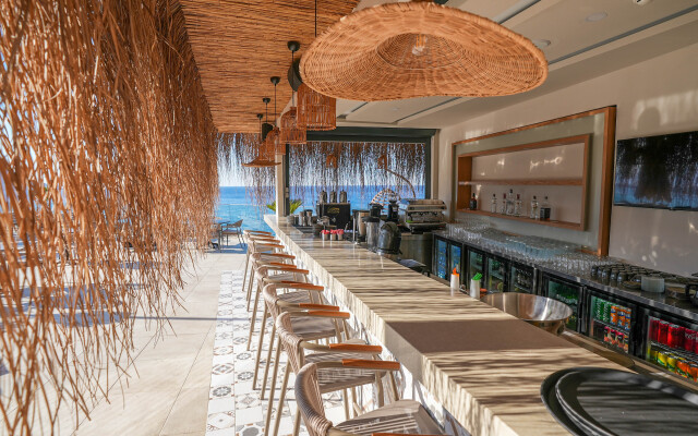 Ada Port Hotel - Adults Only