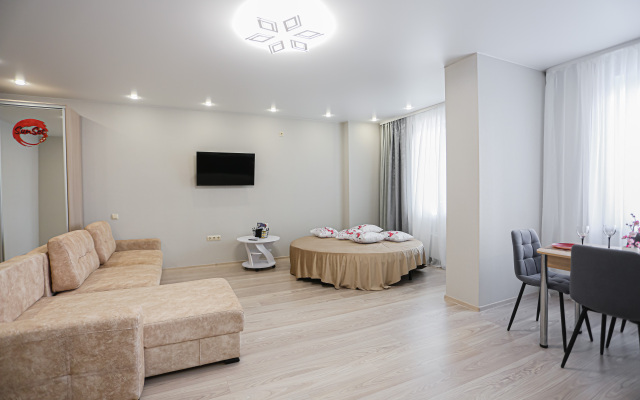 Апартаменты SunSet 2-Оранжерейная 2к1 кв 229