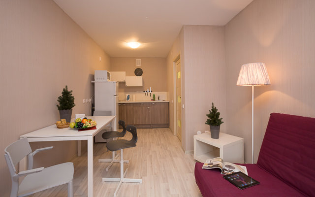 Etazhidejli Na Ilicha 42A Apartments