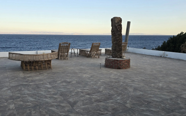 Haroun Villa