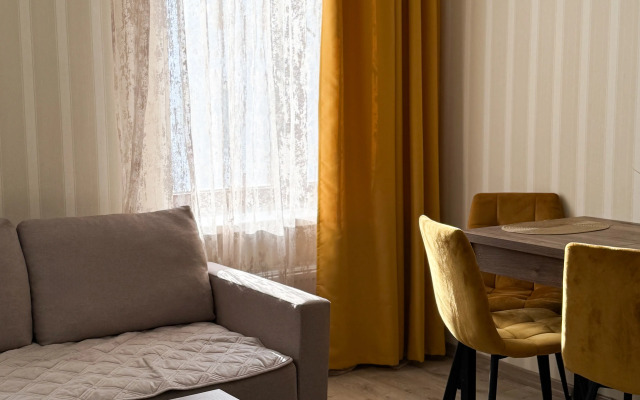 Квартира 2-комнатная на Октябрьской 3