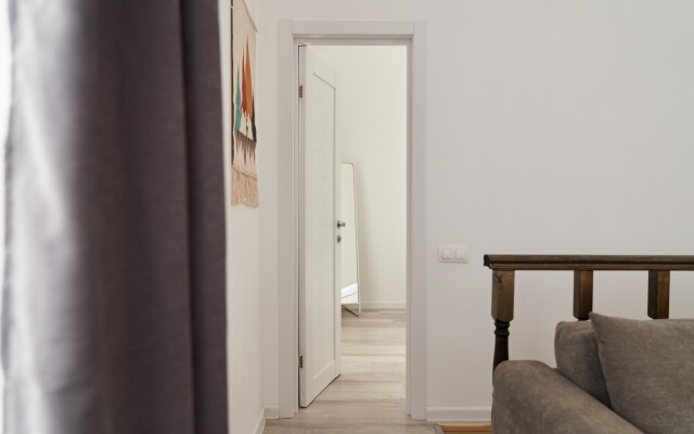S Yablonyami Guest House