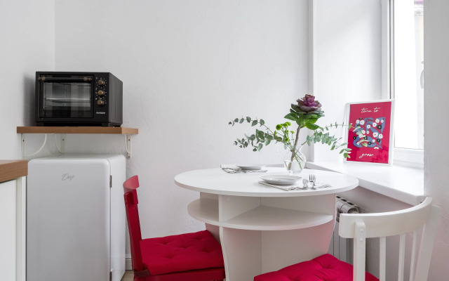 Welcome Home Pushkinskaya 2/79 Apartments