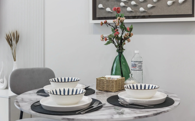 Апартаменты ADT Meridian White Marble