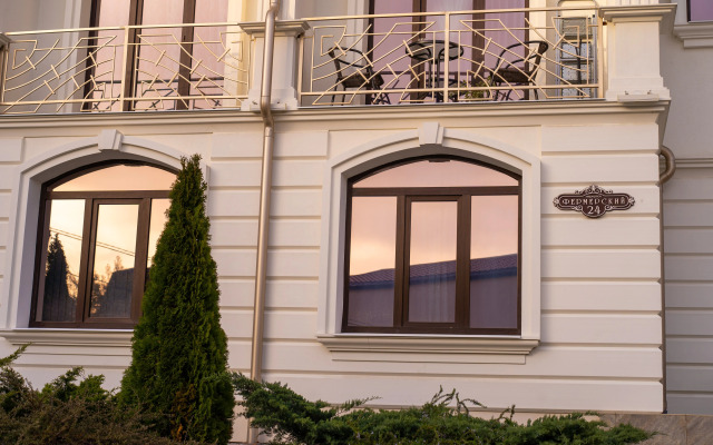 Solnechnye Ot LetoApart Apartments