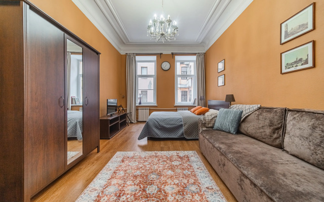 Апартаменты на Невском Проспекте 63