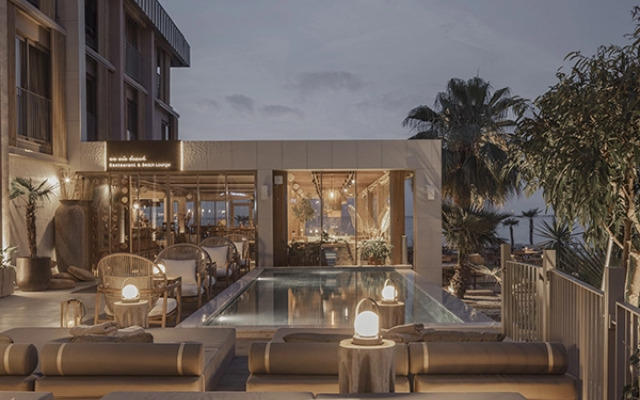 En Vie Beach Boutique Hotel