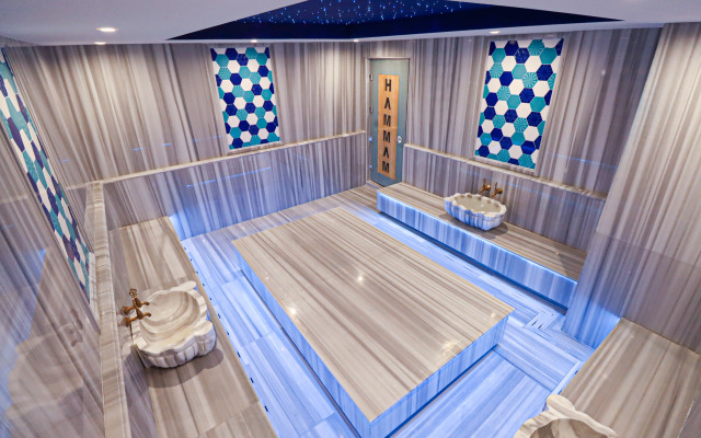 Caesar Blue Seaside Luxury Apartments
