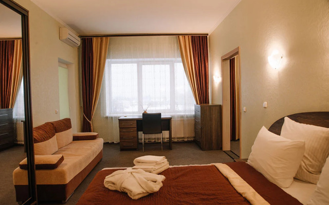 Sun Hotel