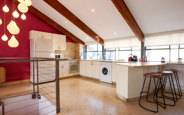 Penthouse & Jacuzzi In Neve Tzedek By Feelhome Apartments