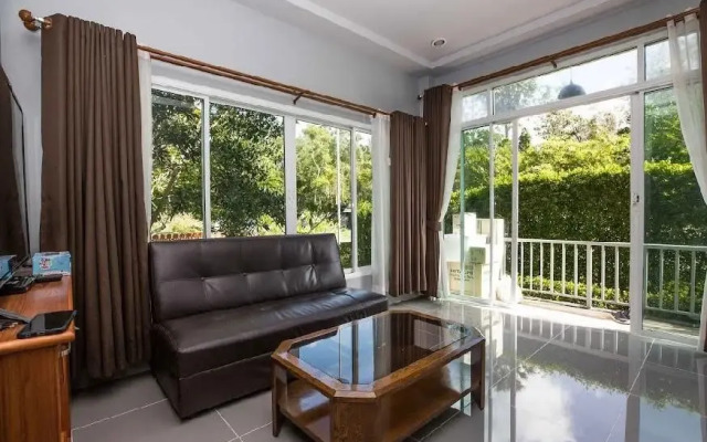 Prostorny 70m² Ryadom S Plyazhem Bang Tao Guest House