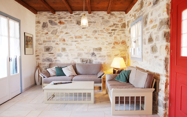 Traditional Houses Villa