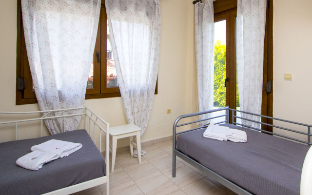 Akrogiali IV Posidi Villas