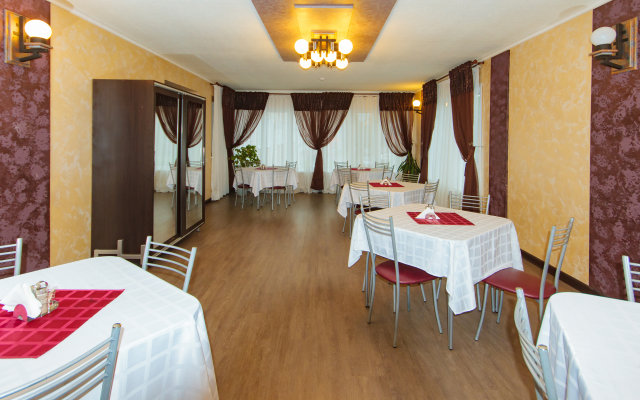 Sharyya Hotel