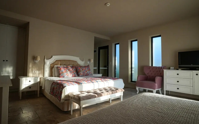 Maja Luxury Resort Hotel