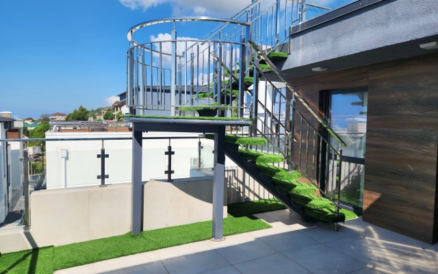 S Dizaynerskim Remontom Villa