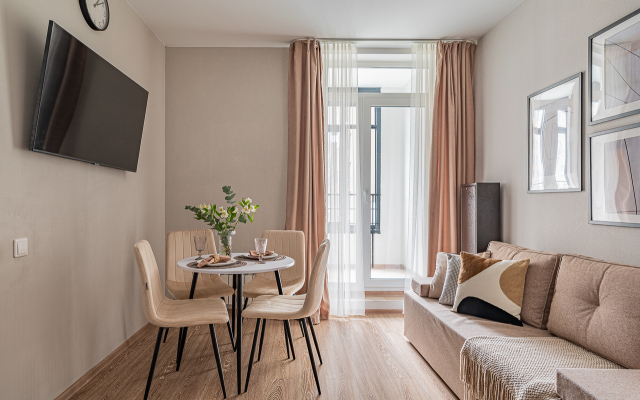 Апартаменты на Краснолесья 10/3