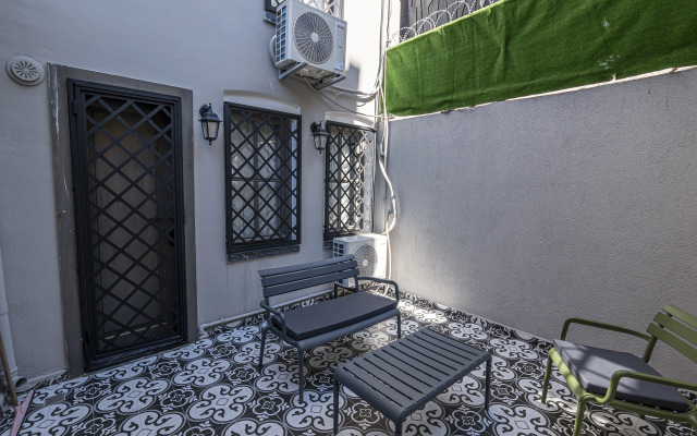Calanthe Residence Aparthotel