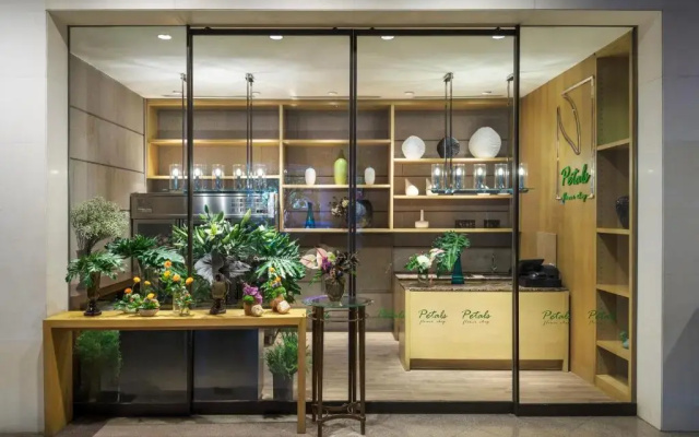 Crowne Plaza Bangkok Lumpini Park by IHG