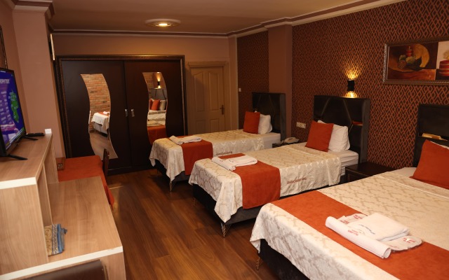 Adana Saray Hotel