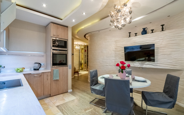 SutkiLive u m.Ekektrosila Apartments