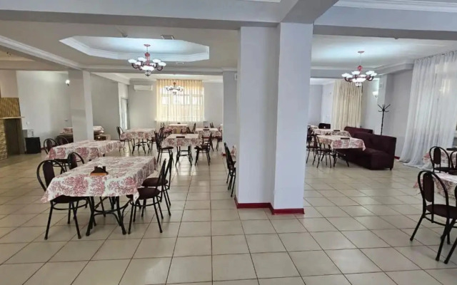 Hotel City