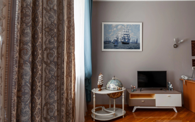 PoliArt Hotel
