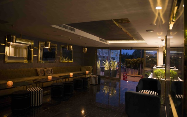 Sky Kamer Boutique Hotel