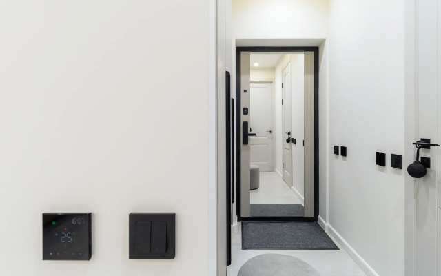 Na Rodionova 178 Flat