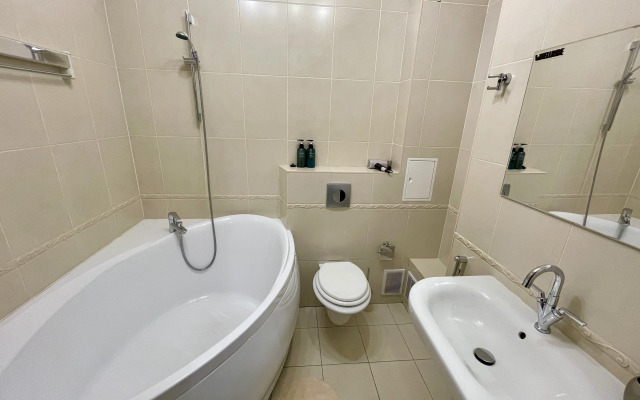 Апартаменты Авиаторов 33