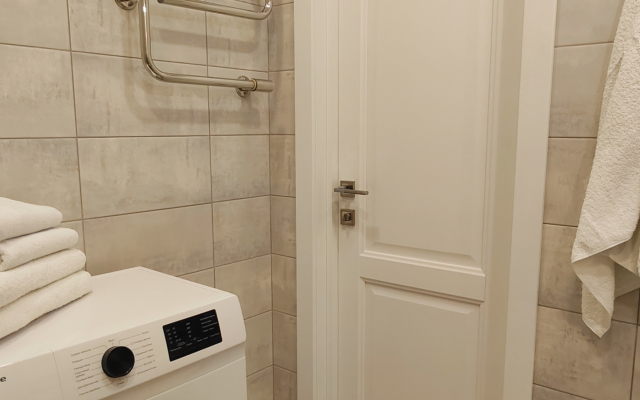 Na Prospekte Lenina 6 3 Flat