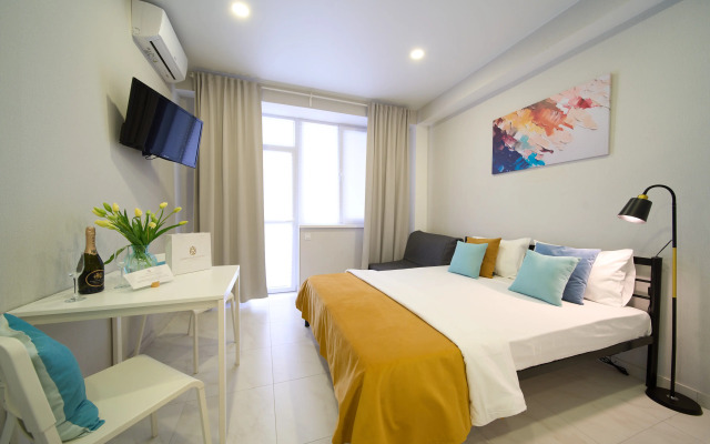 Admiral's Lagoon Apartment Hotel