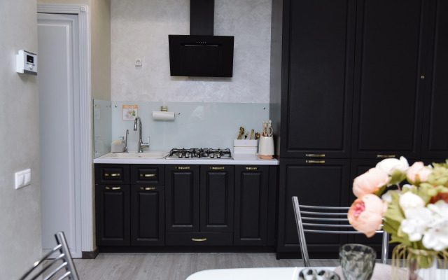 Апартаменты на Демонстрации №1