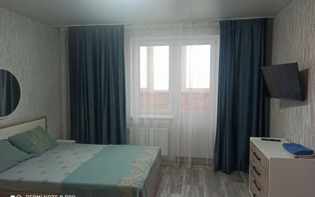 Квартира студия на улице Юркина 2