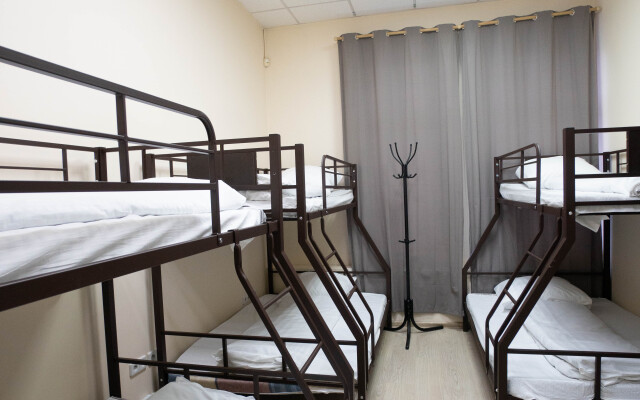 Vse Medvedi All Bears Hostel