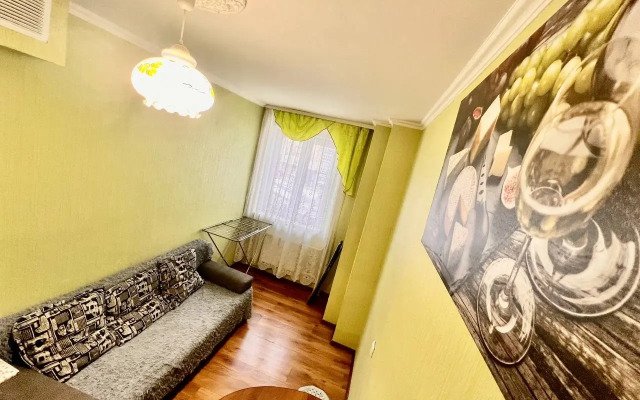 Apartment 1+ Eastern shopping center Crystal Mikhailovsky Goltsova 9