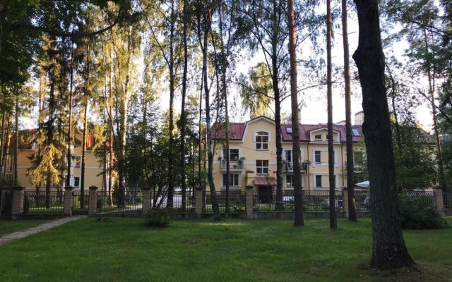 S Sadom Pavlovsk Apartments