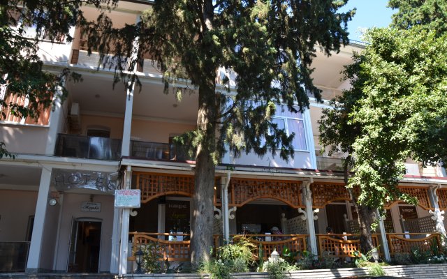 Hotel Alupka
