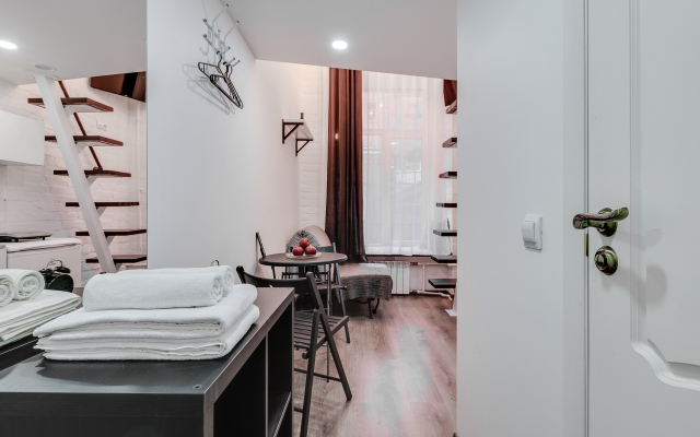 Апартаменты CITY HOUSE  Moskovskiy 1 1