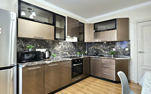 Na ulice Truzhenikov 39/3s2 Apartments