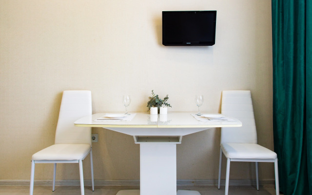 Квартира КакДома Двухкомнатная на Фронтовиков