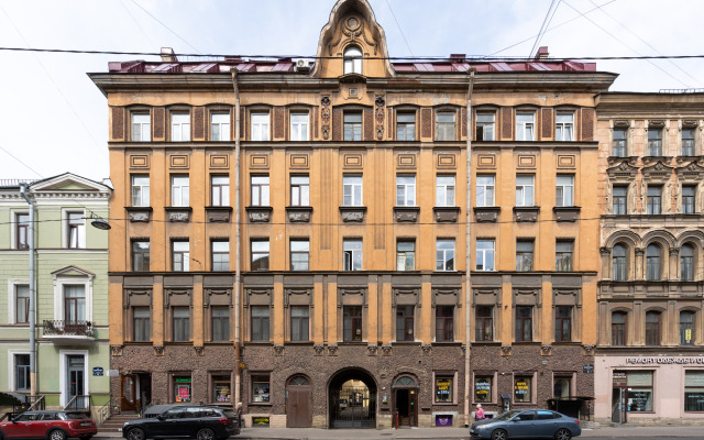 Апартаменты LetYourFlat Empire