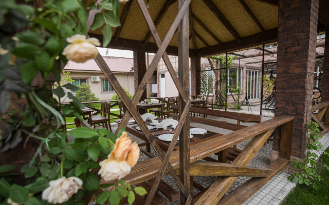 Pan Aziat Guest House