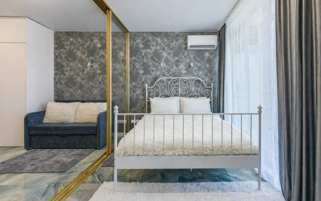 Квартира уютная МАМ Апарт с панорамными окнами + бонус продуктовая корзина от 3-х дней